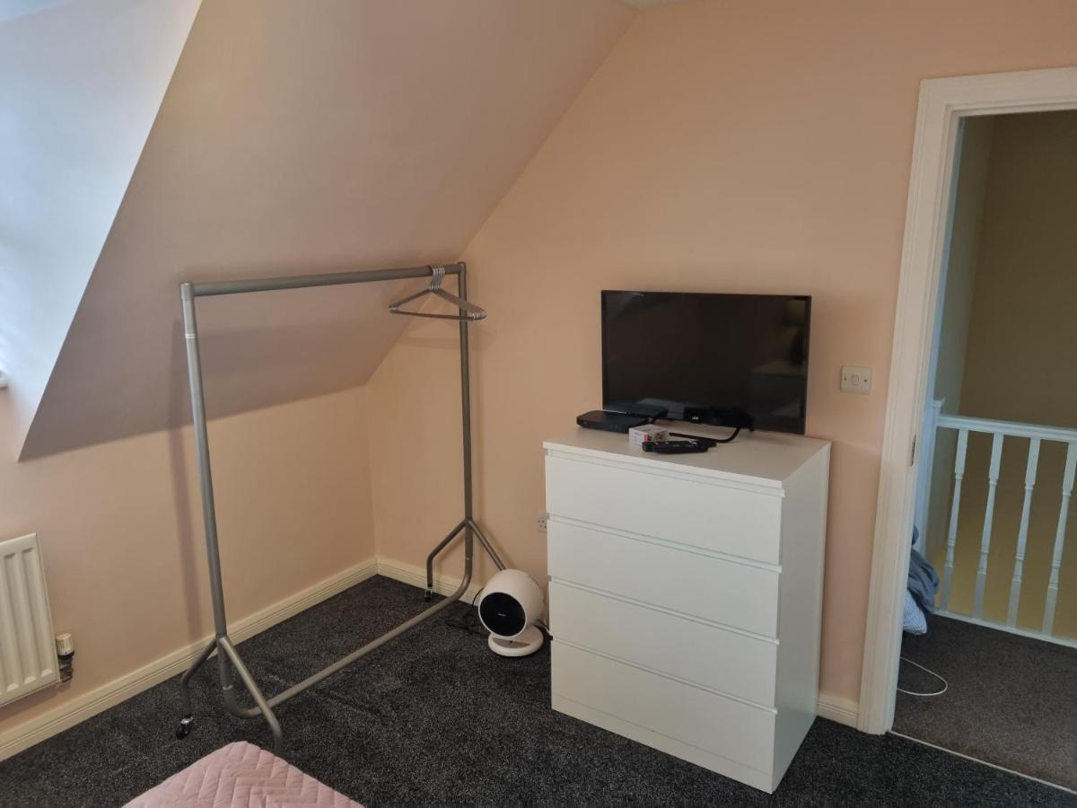Swindon 6 Deluxe Doubles 2 With En Suite In Large House - No Pets מראה חיצוני תמונה