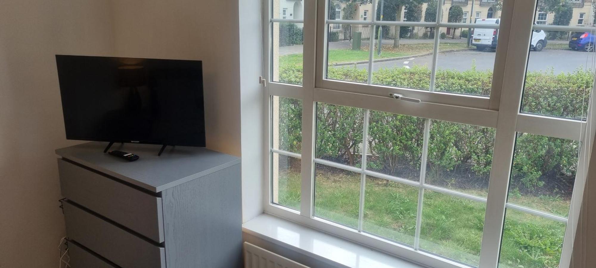 Swindon 6 Deluxe Doubles 2 With En Suite In Large House - No Pets מראה חיצוני תמונה